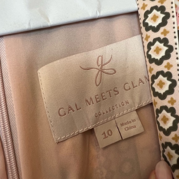 Gal Meets Glam collection pink midi dress, size 10. - Picture 3 of 3